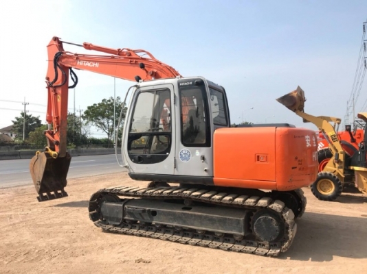 ขายรถแบคโฮ HITACHI EX130-5 มีลายหัวกระแทก รถนอกนำเข้าจากญี่ปุ่น สภาพสวยพร้อมใช้ มีVDOการทำงานครับ ขายรถแบคโฮ HITACHI EX130-5 มีลายหัวกระแทก รถนอกนำเข้าจากญี่ปุ่น สภาพสวยพร้อมใช้ มีVDOการทำงานครับ