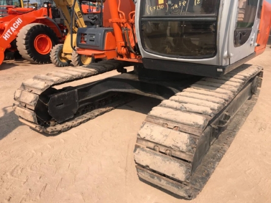 ขายรถแบคโฮ HITACHI EX130-5 มีลายหัวกระแทก รถนอกนำเข้าจากญี่ปุ่น สภาพสวยพร้อมใช้ มีVDOการทำงานครับ ขายรถแบคโฮ HITACHI EX130-5 มีลายหัวกระแทก รถนอกนำเข้าจากญี่ปุ่น สภาพสวยพร้อมใช้ มีVDOการทำงานครับ