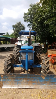 ขายด่วนครับ ford 6610 ไอดีโต หัวฉีดเตี้ย รถเต็มตัวครับ คานหน้า คาราโร่ 520000