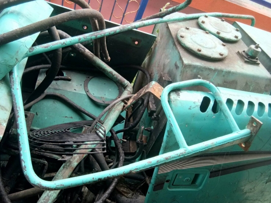 ขออนุญาติขายรถ YN08 SK200 KOBELCO มีหลายรายการแบบเหมาราคาถูกๆ มีถังโชราถังไฮดอริกฝากระโปงฝาข้างกร่องเครื่องมือราวจับขึ้นฝากั้นข้างๆในห้องเครื่องฝาใต้ท้องฝาครบตัวเดินฝาเทินกล่องเครื่องมือขายรคา 38000สนใจติดต่อ 0853224877-0988930465