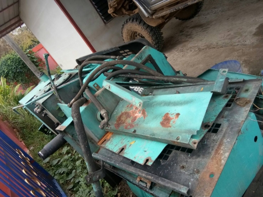 ขออนุญาติขายรถ YN08 SK200 KOBELCO มีหลายรายการแบบเหมาราคาถูกๆ มีถังโชราถังไฮดอริกฝากระโปงฝาข้างกร่องเครื่องมือราวจับขึ้นฝากั้นข้างๆในห้องเครื่องฝาใต้ท้องฝาครบตัวเดินฝาเทินกล่องเครื่องมือขายรคา 38000สนใจติดต่อ 0853224877-0988930465