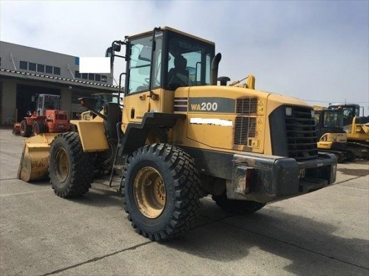 ขายรถตักล้อยาง WA200-5 รถเก่าญี่ปุ่น ไม่เคยใช้งานในไทย สภาพสวย