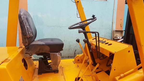 ขาย รถโฟล์คลิฟท์ Komatsu 10 ตัน เกียคลัช