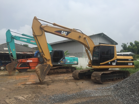 ให้เช่ารถแมคโคร sk120-200cat 312-320 รายวัน-รายเดือน สนใจติดต่อได้ที่ 0802719535 คุณเบียร์