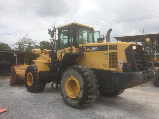 KOMATSU WA380-6 รุ่นใหม่กว่าห้างในไทย นำเข้าจากญี่ปุ่น สภาพดีมากสวยแบบเดิมๆมาเลยครับ
