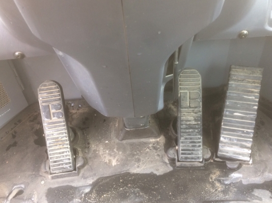 KOMATSU WA380-6 รุ่นใหม่กว่าห้างในไทย นำเข้าจากญี่ปุ่น สภาพดีมากสวยแบบเดิมๆมาเลยครับ