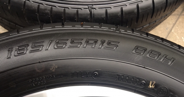 ล้อแม็กป้ายแดง Honda Mobilio 2017 ขอบ 15 พร้อมยางป้ายแดง Dunlop 185-65-15 ปี 17