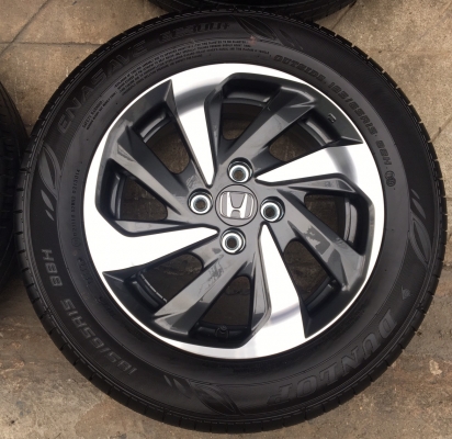 ล้อแม็กป้ายแดง Honda Mobilio 2017 ขอบ 15 พร้อมยางป้ายแดง Dunlop 185-65-15 ปี 17