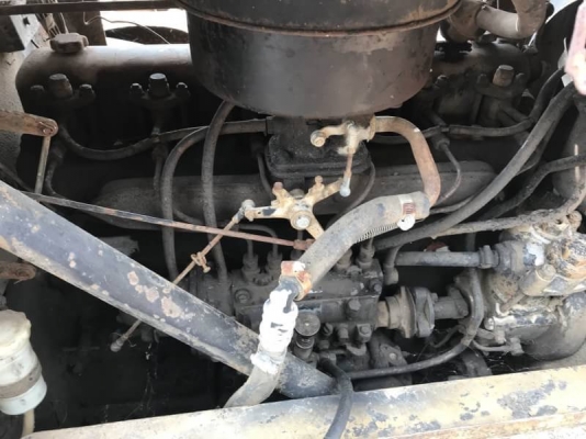 ขาย 185,000 บาท รถบดล้อยาง 11 ล้อ KAWASAKI KR-15 เครื่องดี เกียร์ดี สภาพพร้อมใช้ เอกสารเล่มทะเบียน  รถอยู่ กทม โทร&amp;ไอดีไลน์ 0610710295