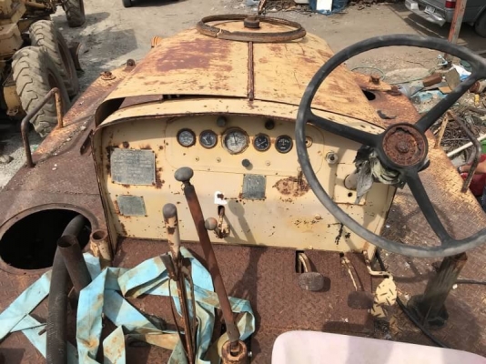 ขาย 185,000 บาท รถบดล้อยาง 11 ล้อ KAWASAKI KR-15 เครื่องดี เกียร์ดี สภาพพร้อมใช้ เอกสารเล่มทะเบียน  รถอยู่ กทม โทร&amp;ไอดีไลน์ 0610710295