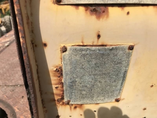 ขาย 185,000 บาท รถบดล้อยาง 11 ล้อ KAWASAKI KR-15 เครื่องดี เกียร์ดี สภาพพร้อมใช้ เอกสารเล่มทะเบียน  รถอยู่ กทม โทร&amp;ไอดีไลน์ 0610710295