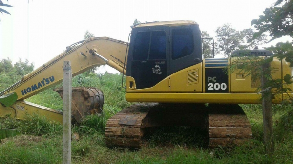 KOMATSU PC200-7เอกสารเล่มทะเบียน สภาพดีพร้อมใช้งาน ไฟฟ้าเต็ม ช่วงล่างดี อยู่ภาคอิสาน ราคา1,220,000บ. สนใจ 0835601591 หรือ 0903494058 KOMATSU PC200-7เอกสารเล่มทะเบียน สภาพดีพร้อมใช้งาน ไฟฟ้าเต็ม ช่วงล่างดี อยู่ภาคอิสาน ราคา1,220,000บ. สนใจ 0835601591 หรือ 0903494058