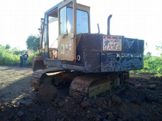 KOMATSU PC60-2 เอกสารอินวอย รถอยู่อิสาน ราคา195,000บ. สนใจ 0835601591 หรือ 0903494058 KOMATSU PC60-2 เอกสารอินวอย รถอยู่อิสาน ราคา195,000บ. สนใจ 0835601591 หรือ 0903494058