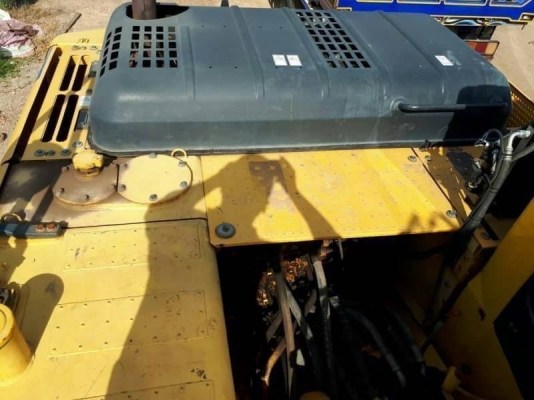 ขาย 1,365,000 KOMATSU PC200-8 ทำงาน 10,952 ชม. เครืองดี ปั้มแรง โช่หนา เอวแน่น ไฟฟ้าครบ เล่มทะเบียน รถอยู่ ปทุมธานี 090-772-3710 090-772-3708