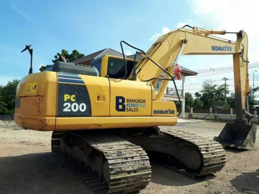 ขาย 1,365,000 KOMATSU PC200-8 ทำงาน 10,952 ชม. เครืองดี ปั้มแรง โช่หนา เอวแน่น ไฟฟ้าครบ เล่มทะเบียน รถอยู่ ปทุมธานี 090-772-3710 090-772-3708