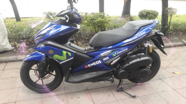 ขาย Yamaha Aerox 155 ปี 60 (เดือนกันยายน) เครื่องดีเดิมๆ ภายนอกสวยไม่เคยล้ม วิ่ิงน้อยสองพันกว่าโล กุญแจ 2 ดอก คู่มืออยู่ครบ เล่มพร้อมชุดโอน