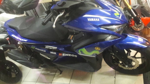 ขาย Yamaha Aerox 155 ปี 60 (เดือนกันยายน) เครื่องดีเดิมๆ ภายนอกสวยไม่เคยล้ม วิ่ิงน้อยสองพันกว่าโล กุญแจ 2 ดอก คู่มืออยู่ครบ เล่มพร้อมชุดโอน