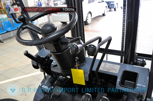 ขายรถโฟล์คลิฟท์มือสอง TOYOTA รุ่น 6FG20-30299 นำเข้าจากประเทศญี่ปุ่น 100\% ไม่เคยใช้งานในไทย