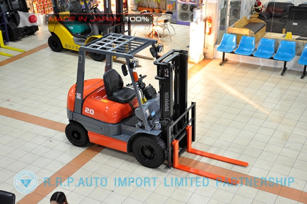 ขายรถโฟล์คลิฟท์มือสอง TOYOTA รุ่น 6FG20-30299 นำเข้าจากประเทศญี่ปุ่น 100\% ไม่เคยใช้งานในไทย