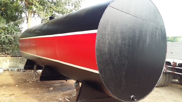 ขาย ถังน้ำ ถังน้ำมัน 18000ลิตร เหล็กหนา 6มิล สวย พร้อมใช้ค่ะ ทัก 0898147679