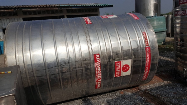 ถ้งน้ำสแตนเลสขนาด 5000 ลิตร แอดวานซ์สวยๆ