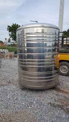 ถ้งน้ำสแตนเลสขนาด 5000 ลิตร แอดวานซ์สวยๆ