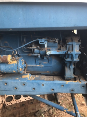 ขายด่วน รถไถ inter 75แรง เพลาเดียว ไม่มีอุปกรณ์ ใช้ลากของได้ เครืองดี ขาย75000 ขายด่วน รถไถ inter 75แรง เพลาเดียว ไม่มีอุปกรณ์ ใช้ลากของได้ เครืองดี ขาย75000