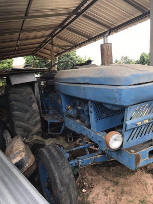 ขายด่วน รถไถ inter 75แรง เพลาเดียว ไม่มีอุปกรณ์ ใช้ลากของได้ เครืองดี ขาย75000 ขายด่วน รถไถ inter 75แรง เพลาเดียว ไม่มีอุปกรณ์ ใช้ลากของได้ เครืองดี ขาย75000