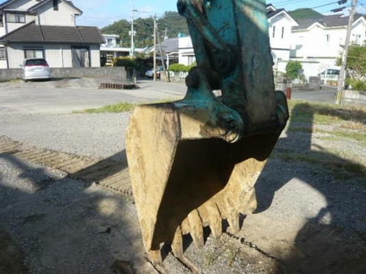 รถขุด KOBELCO SK135SR-1E YY03 รถขุด KOBELCO SK135SR-1E YY03