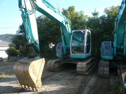 รถขุด KOBELCO SK135SR-1E YY03