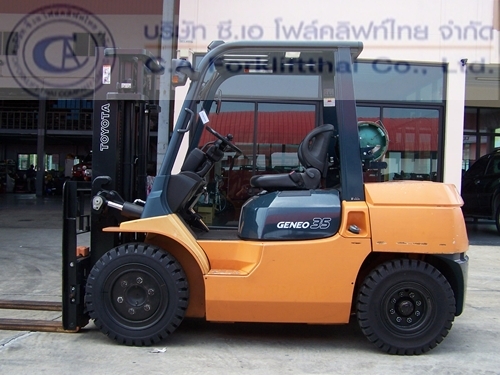 ขาย รถโฟล์คลิฟท์ TOYOTA รุ่น 7FG35