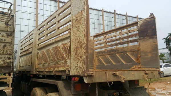 สวยสดรถบ้านคะ  360/2556 ไม่เคยเกิดอุบัติเหตุแน่นอนคะ