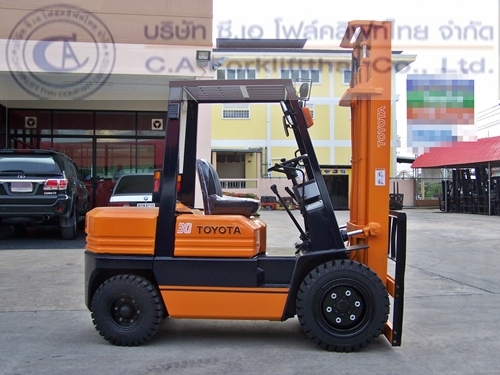 ขาย รถโฟล์คลิฟท์ TOYOTA รุ่น 5FD30