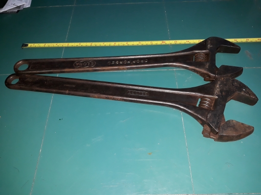 ขายประแจเลื่อนGEDORE 18" ; EROLA 18" MADE IN GERMANY. งานเก่ามือสองสภาพดี ขายประแจเลื่อนGEDORE 18" ; EROLA 18" MADE IN GERMANY. งานเก่ามือสองสภาพดี