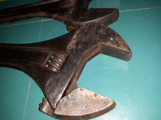 ขายประแจเลื่อนGEDORE 18" ; EROLA 18" MADE IN GERMANY. งานเก่ามือสองสภาพดี ขายประแจเลื่อนGEDORE 18" ; EROLA 18" MADE IN GERMANY. งานเก่ามือสองสภาพดี