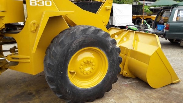 ถตักล้อยาง TCM 830