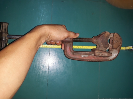 ขายคัดเตอร์ตัดท่อBAHCO MADE IN SWEDEN.มือสองสภาพสวย ขายคัดเตอร์ตัดท่อBAHCO MADE IN SWEDEN.มือสองสภาพสวย