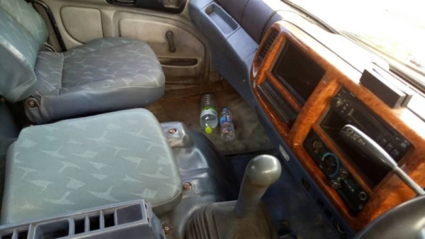 ขาย 950,000 HINO MEGA 320 ปี 47 เครื่องดี เกียร์สมบูณร์ หัวบาง ยางดี คัชซีสวย เอกสารพร้อมโอน รถอยู่ อุดร 090-772-3710 090-772-3708