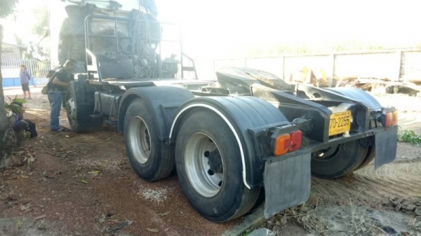 ขาย 950,000 HINO MEGA 320 ปี 47 เครื่องดี เกียร์สมบูณร์ หัวบาง ยางดี คัชซีสวย เอกสารพร้อมโอน รถอยู่ อุดร 090-772-3710 090-772-3708