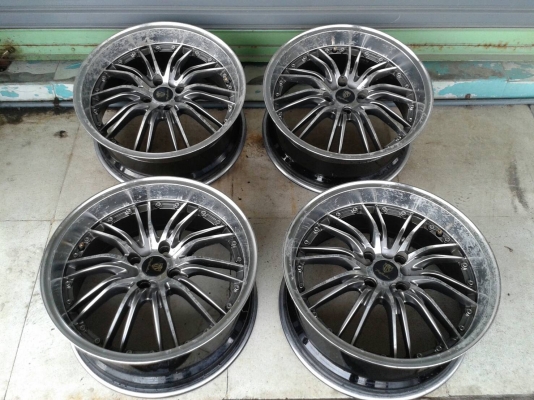 ล้อแม็ก กิโลละ 100 บาท ทุกชุด ล้อแม็ก กิโลละ 100 บาท ทุกชุด