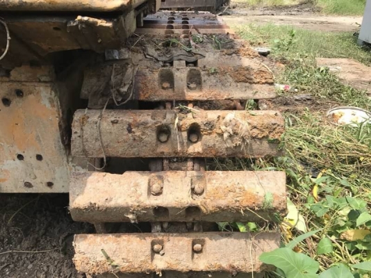 ขาย 99,000 บาท KOMATSU D20-3 เครื่องดี. เกียรดี. โช่หนา. ตีนเป็ด เอกสารชื้อขาย  รถอยู่ กทม โทร&amp;ไอดีไลน์ 0610710285