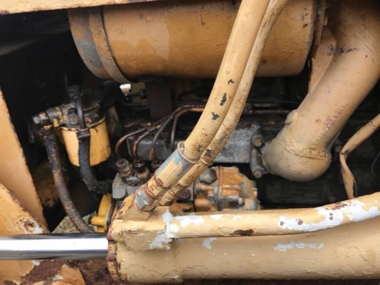 ขาย 99,000 บาท KOMATSU D20-3 เครื่องดี. เกียรดี. โช่หนา. ตีนเป็ด เอกสารชื้อขาย  รถอยู่ กทม โทร&amp;ไอดีไลน์ 0610710285