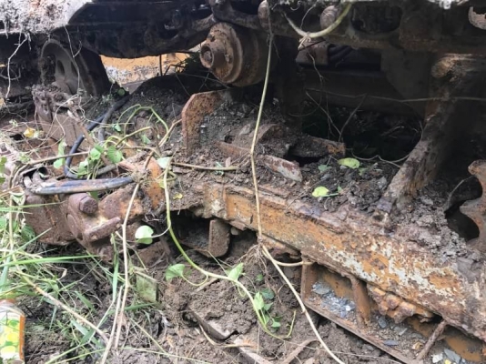 ขาย 99,000 บาท KOMATSU D20-3 เครื่องดี. เกียรดี. โช่หนา. ตีนเป็ด เอกสารชื้อขาย  รถอยู่ กทม โทร&amp;ไอดีไลน์ 0610710285