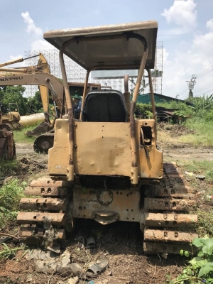 ขาย 99,000 บาท KOMATSU D20-3 เครื่องดี. เกียรดี. โช่หนา. ตีนเป็ด เอกสารชื้อขาย  รถอยู่ กทม โทร&amp;ไอดีไลน์ 0610710285