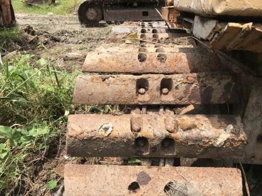 ขาย 99,000 บาท KOMATSU D20-3 เครื่องดี. เกียรดี. โช่หนา. ตีนเป็ด เอกสารชื้อขาย  รถอยู่ กทม โทร&amp;ไอดีไลน์ 0610710285