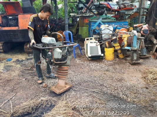 ตรวจเช๊คสภาพเรียบร้อย พร้อมใช้ เครื่องตบดิน แบบกระโดด ตบจิงโจ้ frog jump เครื่อง HONDA 4 จังหวะ เก่า ตรวจเช๊คสภาพเรียบร้อย พร้อมใช้ เครื่องตบดิน แบบกระโดด ตบจิงโจ้ frog jump เครื่อง HONDA 4 จังหวะ เก่า
