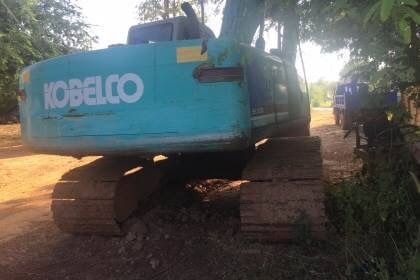 ขาย 995,000 บาท KOBELCO SK200 MARK 6 YN07 เครื่องดี ปั้มแรง โช่หนา. เอวใหม่ เอกสารเล่มทะเบียน  รถอยู่ จ.สกลนคร โทร&amp;ไอดีไลน์ 0610710295