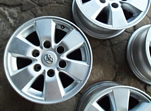 แม็กกระบะ-รถตู้ ขอบ15 เอนไกแท้ 6รู139สภาพดี วงละ950