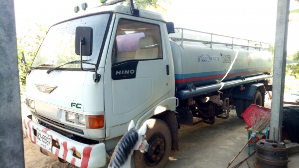 ขายด่วนๆๆๆHINO ซูปเปอร์เสี่ย FC2W 120แรง รถน้ำมัน 9,000ลิตร3ช่อง มีมิเตอร์จ่ายน้ำมัน ช่วงล่างหกยน๊อต