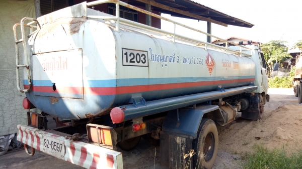 ขายด่วนๆๆๆHINO ซูปเปอร์เสี่ย FC2W 120แรง รถน้ำมัน 9,000ลิตร3ช่อง มีมิเตอร์จ่ายน้ำมัน ช่วงล่างหกยน๊อต ขายด่วนๆๆๆHINO ซูปเปอร์เสี่ย FC2W 120แรง รถน้ำมัน 9,000ลิตร3ช่อง มีมิเตอร์จ่ายน้ำมัน ช่วงล่างหกยน๊อต